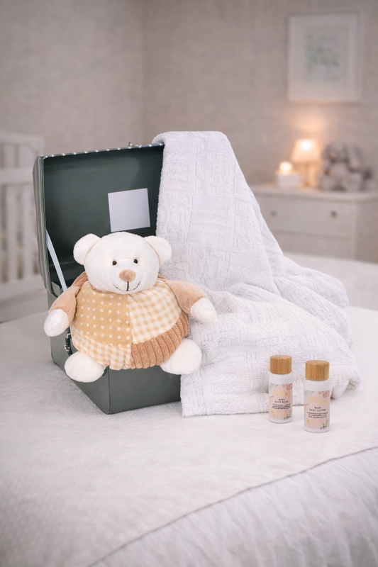 Cuddle Me Baby Gift Hamper